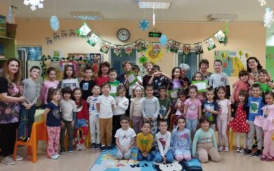 На Бабинден, в Трета група „Приятели“ на ДГ „Слънчев дом“