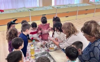 Бабинден в ДГ „Св. св. Кирил и Методий“. Това е женски празник, на който се почитат бабите – жените, които помагат при раждане