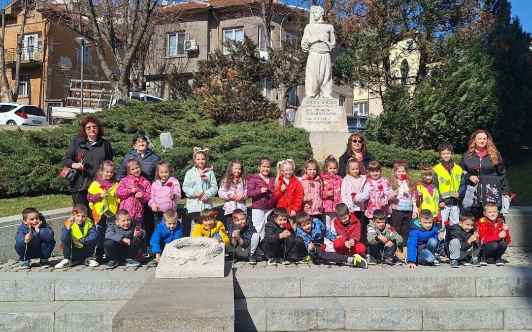 По случай 150 години от Априлското въстание, децата от ДГ „Слънчев дом“ започнаха честванията още през месец февруари 2026г
